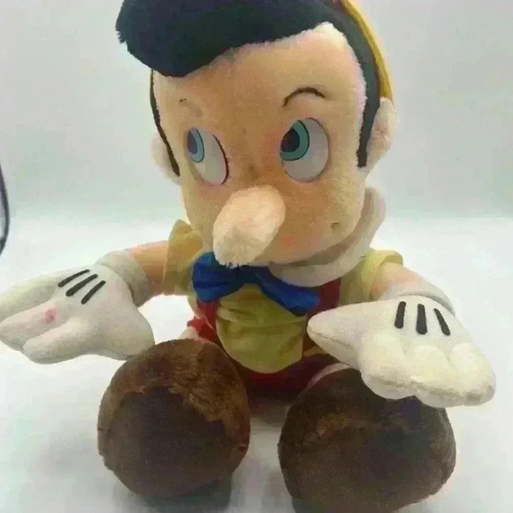 VINTAGE WALT DISNEY WORLD DISNEYLAND PINOCCHIO PLUSH STUFFED SITTING WITH TAG - Picture 9 of 9